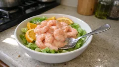 Gamberi in salsa rosa: l’antipasto rétro che si prepara in anticipo e fa scena