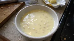 Beurre blanc fatto in casa: la salsa al burro montato che esalta pesce e verdure