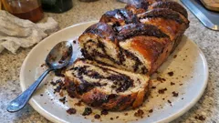 Babka al cioccolato soffice e intrecciata: il trucco per una farcitura uniforme