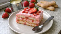 Mattonella alle fragole senza cottura: il dolce a strati che prepari in anticipo