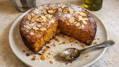 Torta zucca e mandorle: soffice, umida e profumata all’arancia