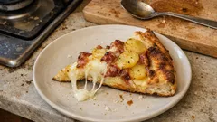 Pizza patate e speck: rustica, filante e pronta in pochi passaggi