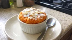 Soufflé di carote in friggitrice ad aria: soffice, profumato e senza forno